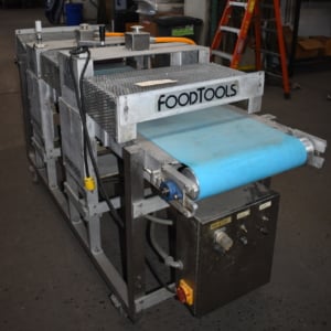 FOODTOOLS CAKE SLICING CONVEYOR S/N 2539